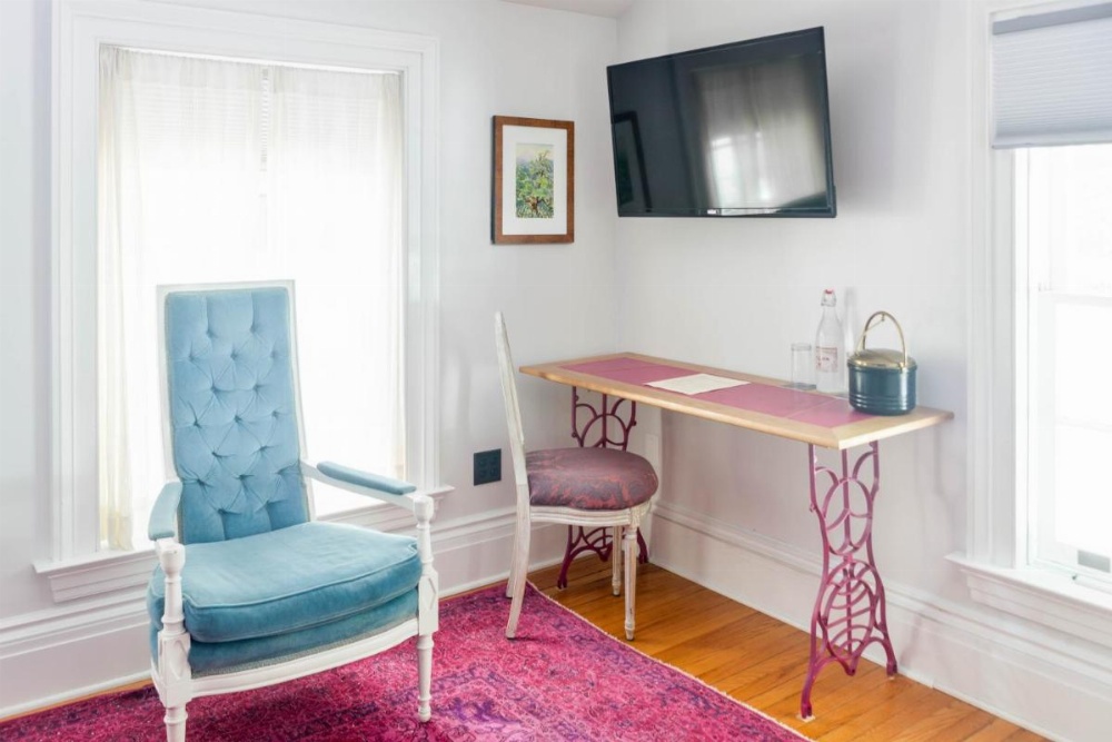 Room image 2