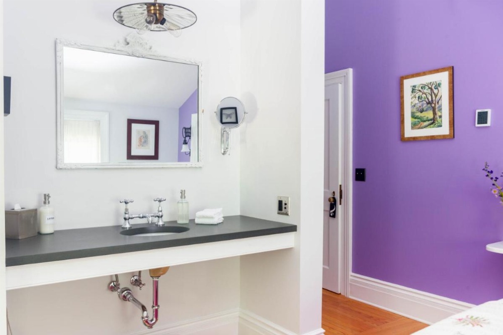 Room image 3