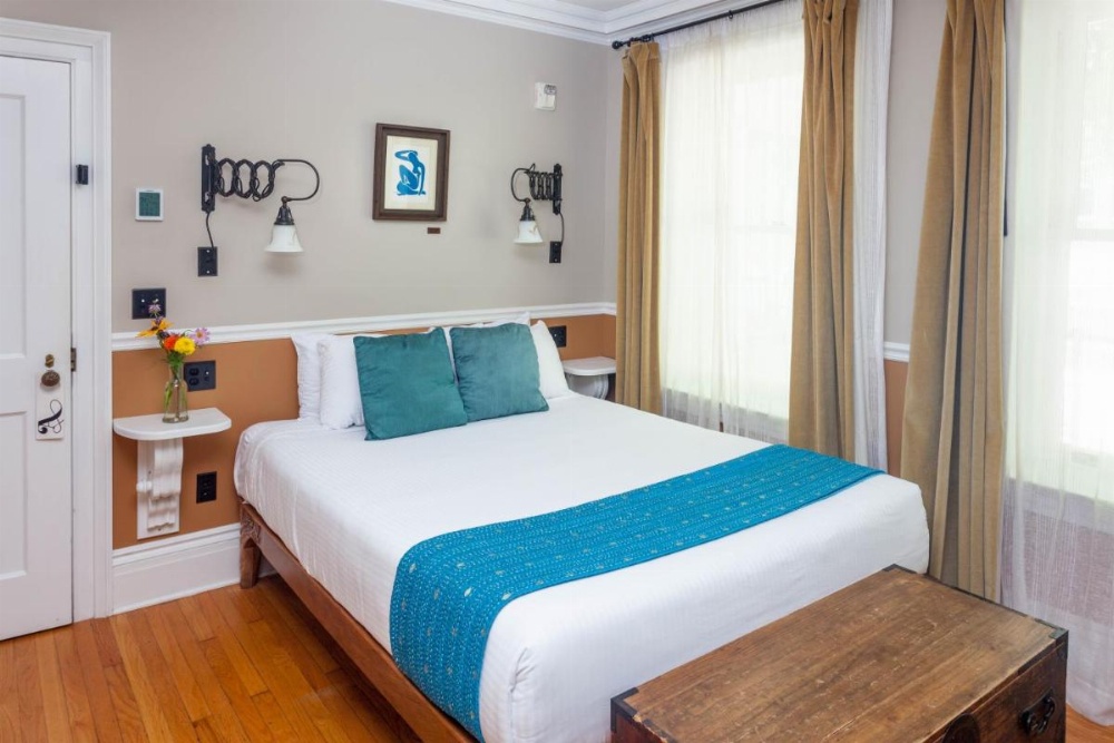 Room image 2