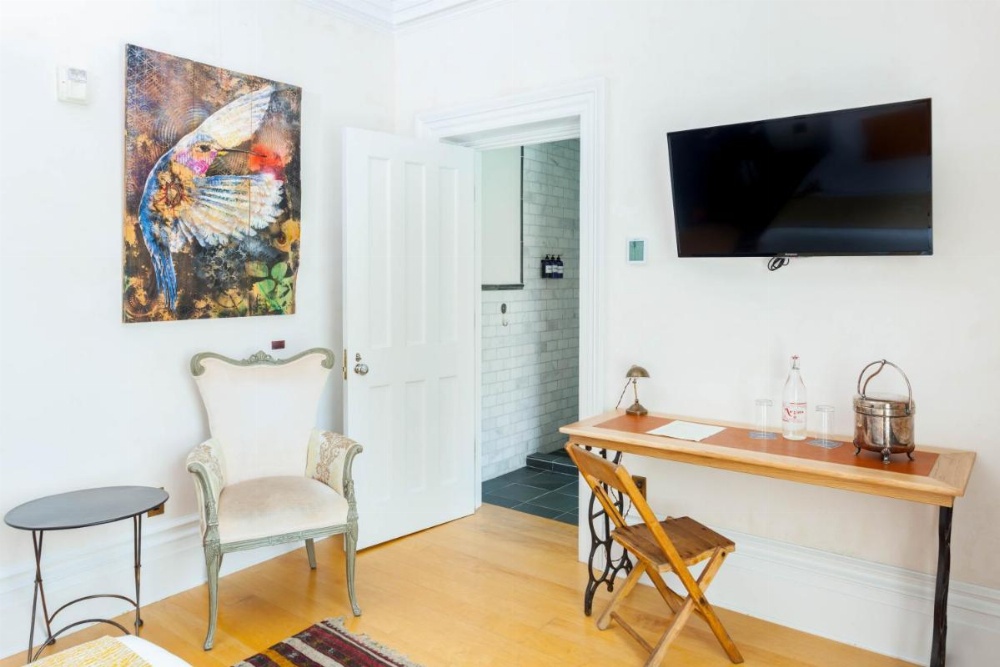 Room image 2