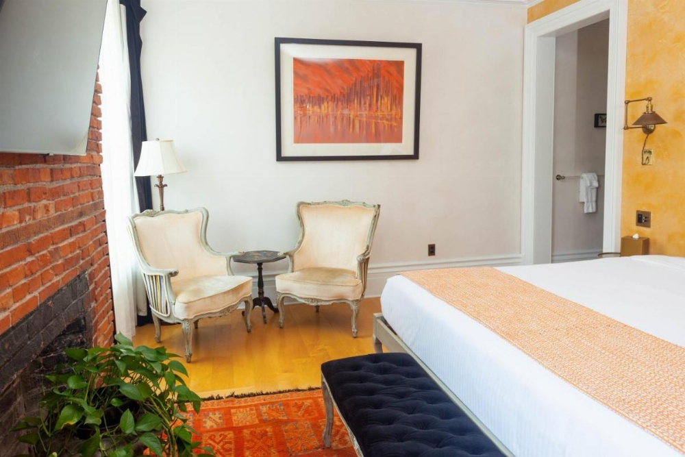 Room image 2